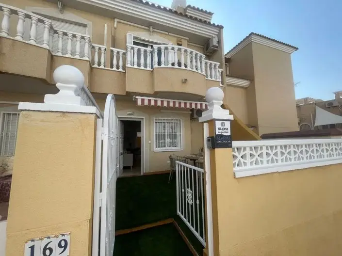 Adosado 2 Dormitorios Villamartin Lujo Solarium