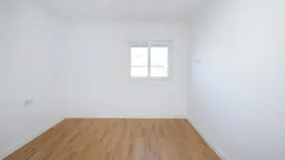 Apartamento en Venta La Zubia 2 Dormitorios Obra Nueva