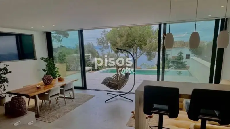 Casa en Alcanada con Vistas al Mar y Gimnasio Privado