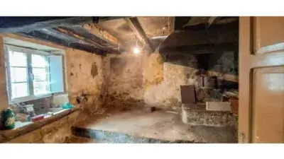 Casa de Piedra en Venta para Restaurar en Silleda