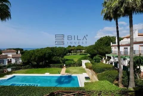 Casa en Venta en Cabopino Marbella 3 Dormitorios Piscina Privada