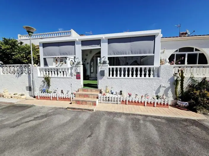 Bungalow en Venta Torrevieja 2 Dormitorios