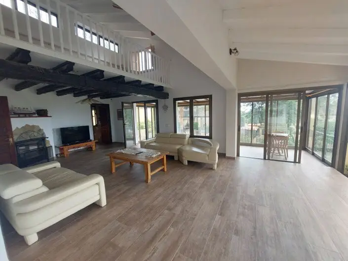 4 Bed Villa for sale
