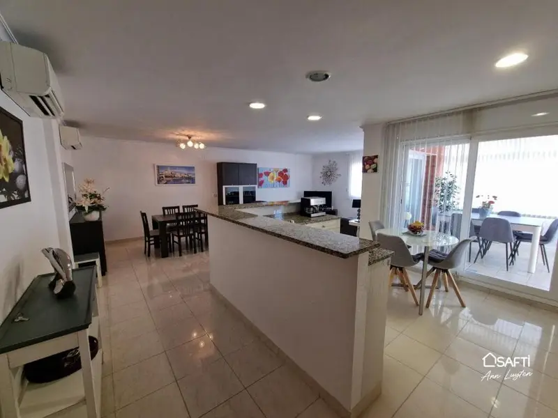 Ático en venta en Roses cerca de la playa