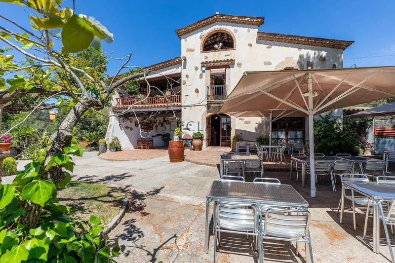 Masía histórica en venta en Collserola