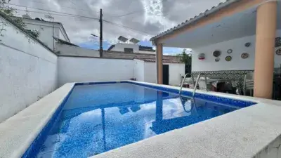 Chalet en venta en La Motilla Dos Hermanas