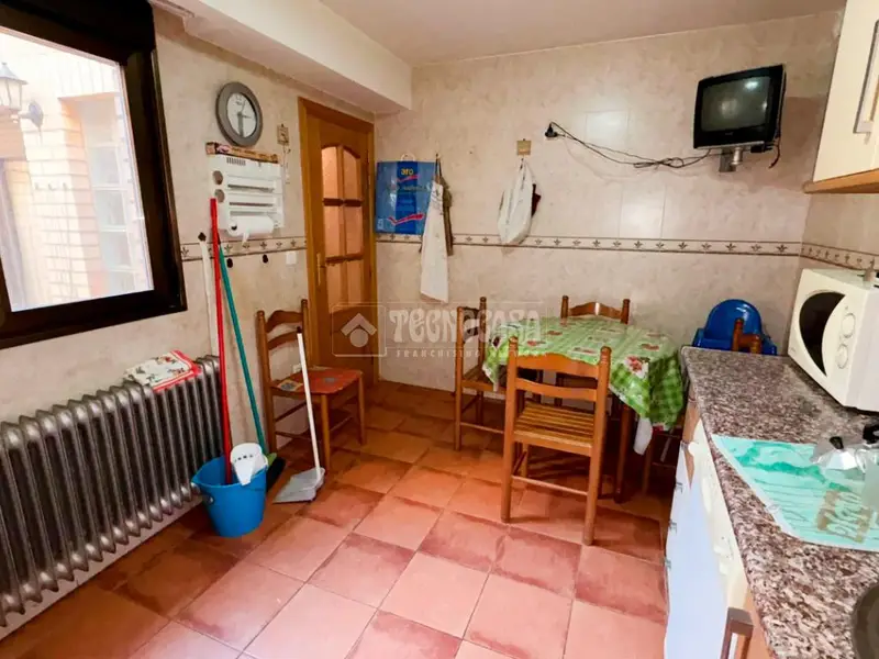 Chalet en Venta en Borja para Familias