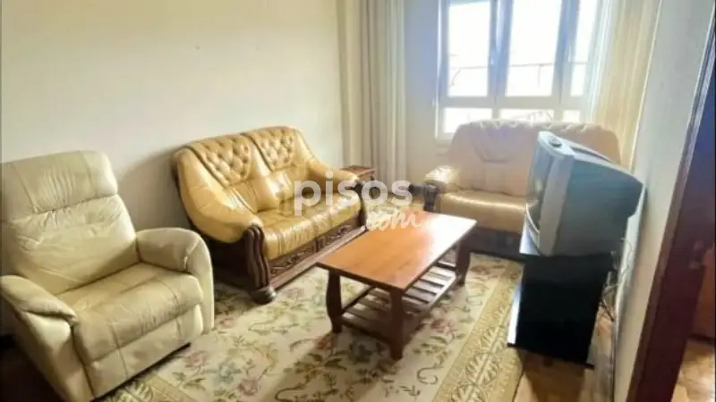 Piso en Venta Torrelavega 3 Dormitorios Céntrico