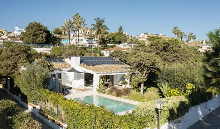 Villa 3 Dormitorios Marbesa  Reformada  Lujo Playa