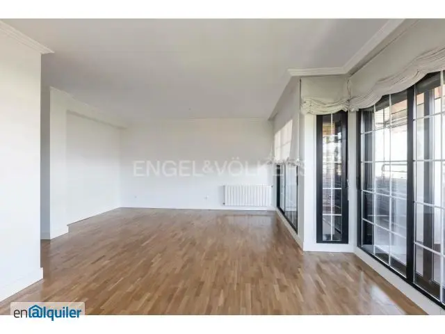 Alquiler piso trastero y terraza Carralero