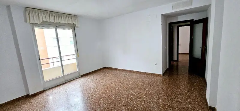 Venta Piso 3 Habitaciones Lucena Centro