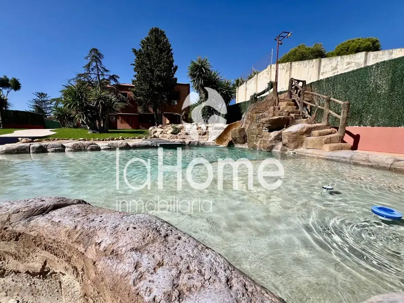 Chalet en Venta en La Canada Paterna Valencia