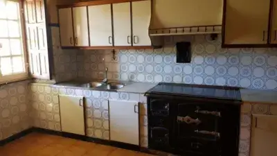 Casa adosada en venta Sequeiros 4 dormitorios 2 baños