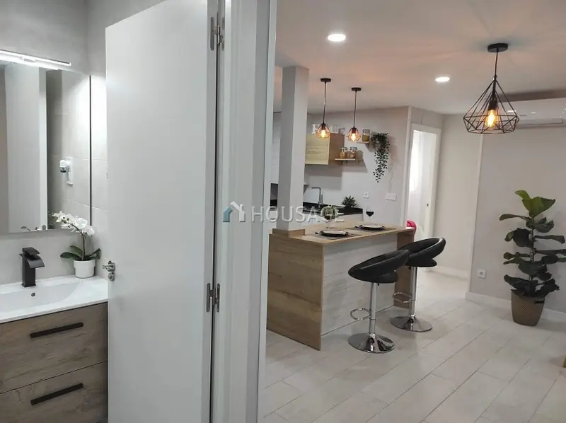Piso Reformado Madrid Cerca Metro Laguna Lucero 3 Habitaciones
