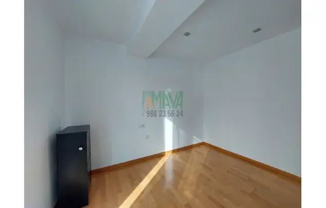 Dúplex Amueblado 3 Dormitorios Ourense 120m2