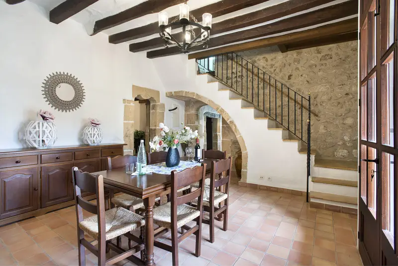 Chalet con Encanto en Mallorca: 4 Dormitorios Piscina Barbacoa