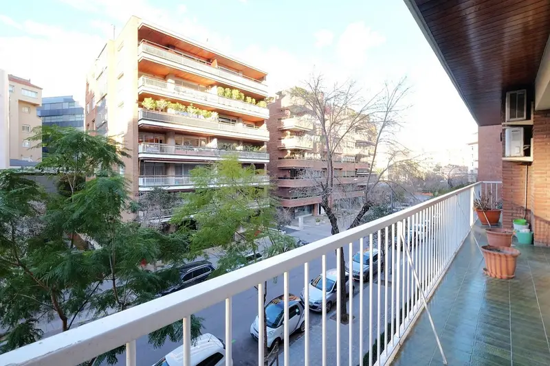 Piso en venta Turó Park 258m² 5 habitaciones 4 baños