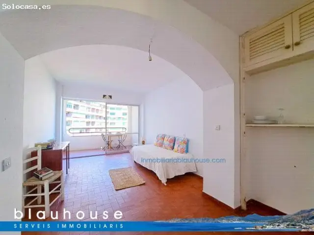 Estudio en Roses Santa Margarita con Piscinas y Jardines