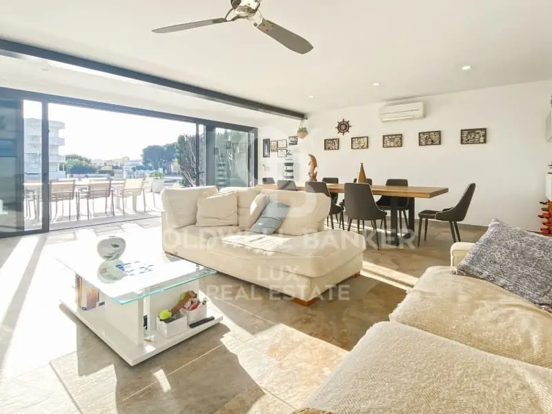 Chalet con amarre en Santa Margarita Roses Girona