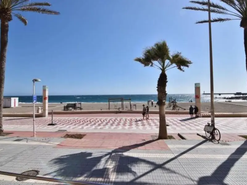 Venta Piso Almería 96m2 Ideal Inversores Alquiler 340 Euros