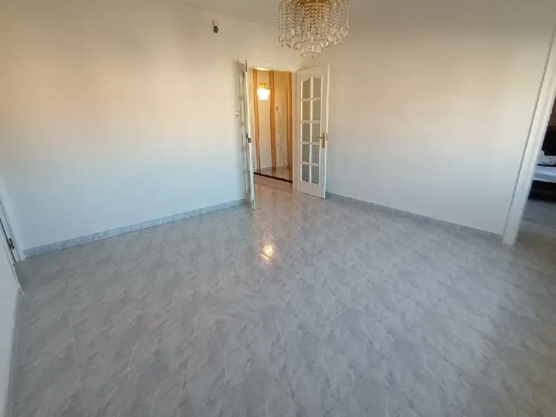 Venta Piso Reformado Sallent 3 Habitaciones Terraza Trastero