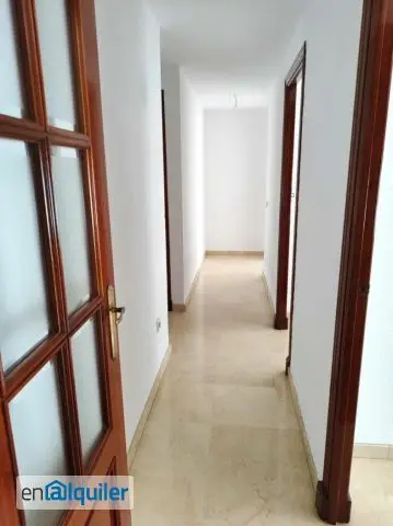 Alquiler Piso Triana 136m2 3 Dormitorios Aire Acondicionado Ascensor