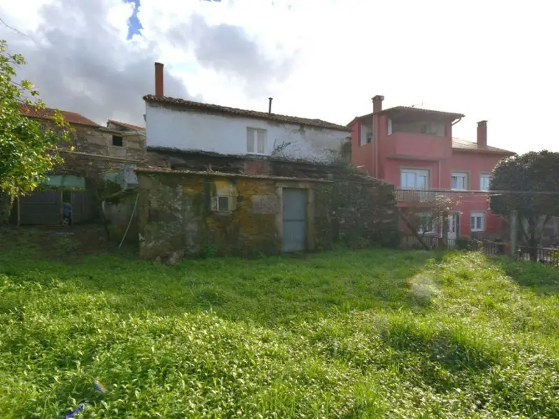 Venta de casa en Lousame