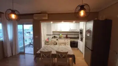 Piso en Venta Torrevieja: Lujo, Vistas a la Playa y Piscina