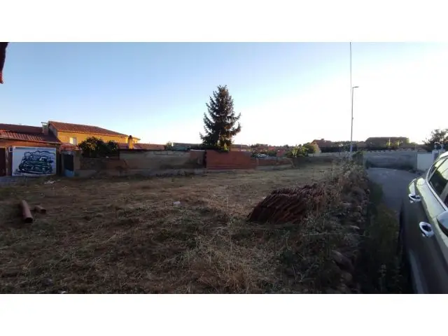 Terreno Urbano en Sariegos 297m2 Vivienda Unifamiliar