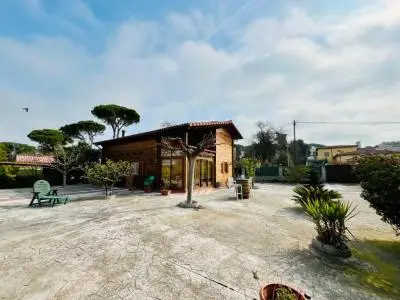 Casa Chalet Venta Caldes De Malavella Girona Eficiencia Energetica