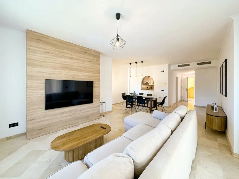 Apartamento 3 Dormitorios Marbella Alquiler Familia