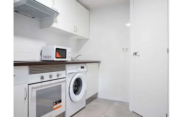 Alquiler Habitaci
ón Madrid 55m
² Apartamento 3 Dormitorios
