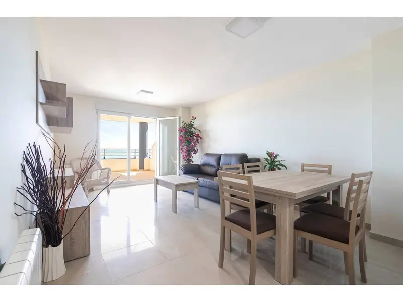 Piso en Venta en Tavernes de la Valldigna con Vistas al Mar