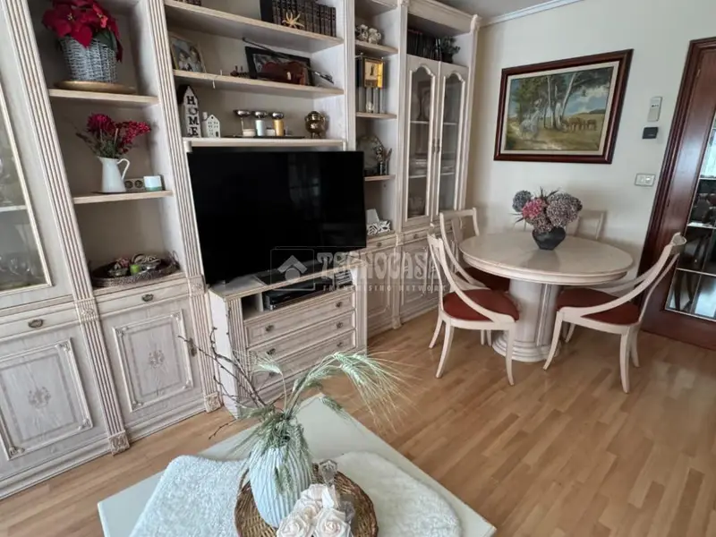 Piso en Venta Almozara 4 Dormitorios 2 Baños Garaje