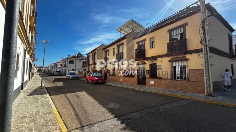 Casa adosada en venta en La Rinconada