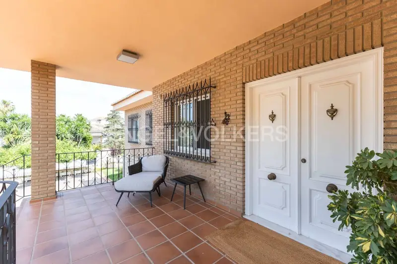 Chalet en venta en Riba-roja de Túria, Valencia
