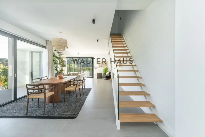 Chalet en Bellaterra 345m² Jardin Piscina 4 Habitaciones