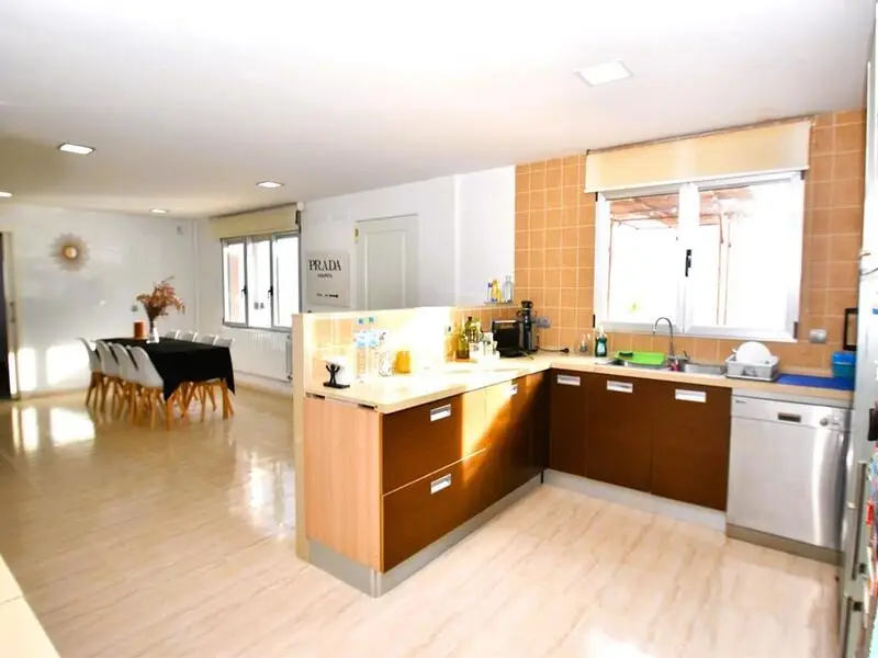 Villa Moderna en Oliva con Vistas al Mar y Piscina