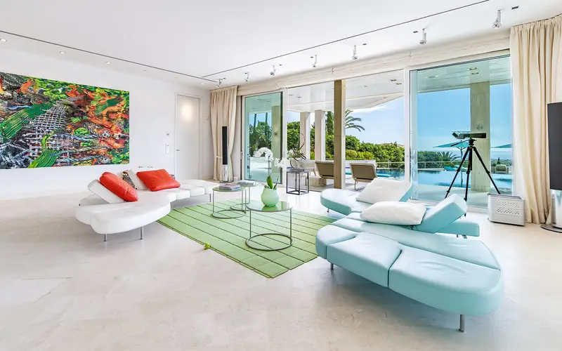 Villa de Lujo en Son Vida con Vistas al Mar