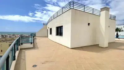 Ático en Garrucha con Terraza 447m2 y Vistas al Mar