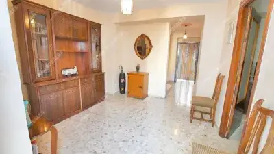 Casa adosada en venta en Baena