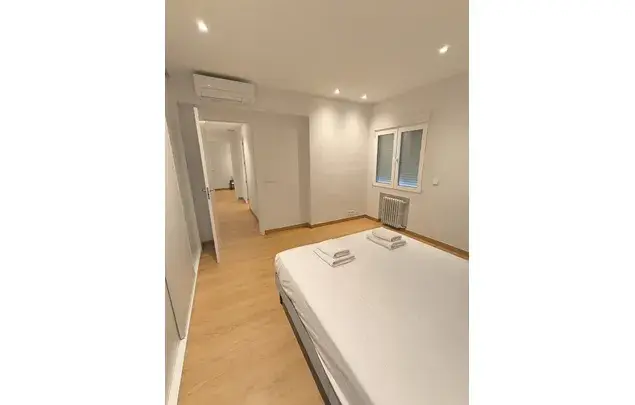 Habitaci
ón en Chamart
ín Madrid 18m
² con Terraza y Parking