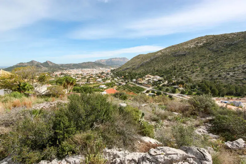 Parcela Urbana 1200m2 en Pedreguer Costa Blanca