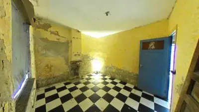 Piso en venta a reformar con patio en San Martin del Rey Aurelio