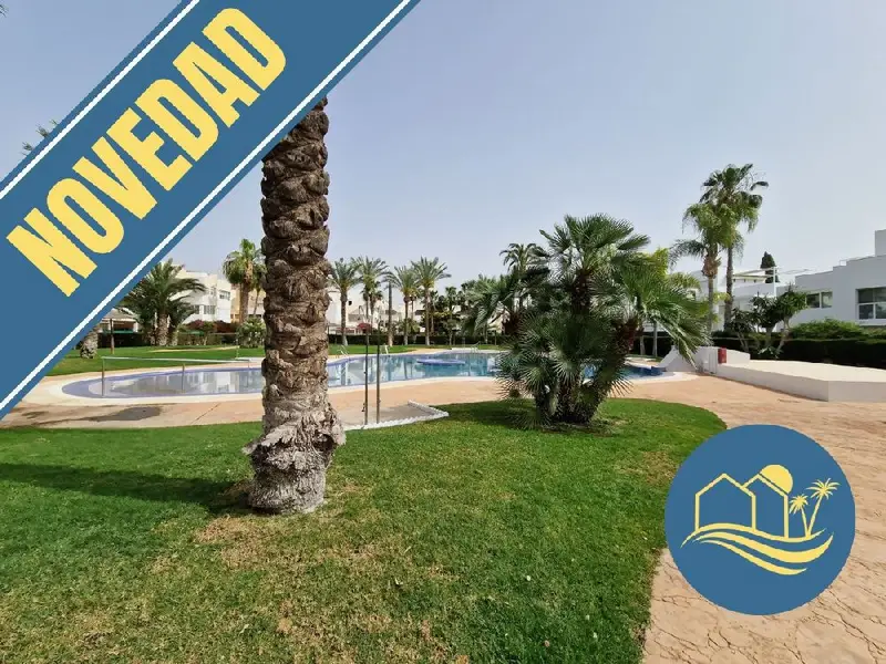 Venta Ático con Jardín en Puerto Rey Vera