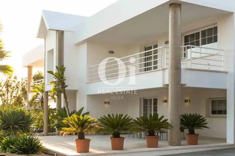 Villa Lujo Ibiza 22 Personas 5 Dormitorios Piscina