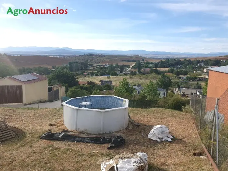 Venta  de Terreno rustico con cometida de agua en Madrid