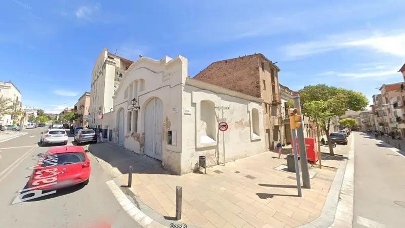 Solar Edificable en Igualada 244m2 Plaza Castells