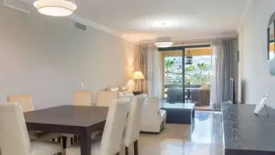 Piso en venta en El Paraíso-Atalaya-Benamara