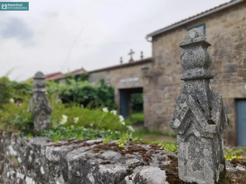 Venta de Casa de Piedra en Calo Teo para Restaurar